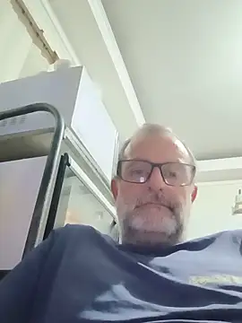 nard53 online show from May 15, 2026, 11:36 pm