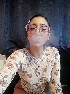 Snapshot of LilithMonette chatting on January 18, 2026, 9:51 pm LilithMonette online show from January 18, 2026, 9:51 pm