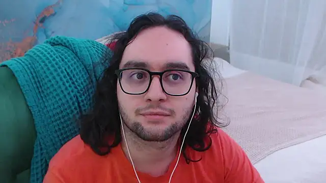 eren jaeger2000 online show from August 1, 2026, 7:28 am