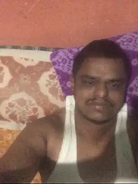 Snapshot of sexguruxxx chatting on November 18, 2025, 12:15 am sexguruxxx online show from November 18, 2025, 12:15 am