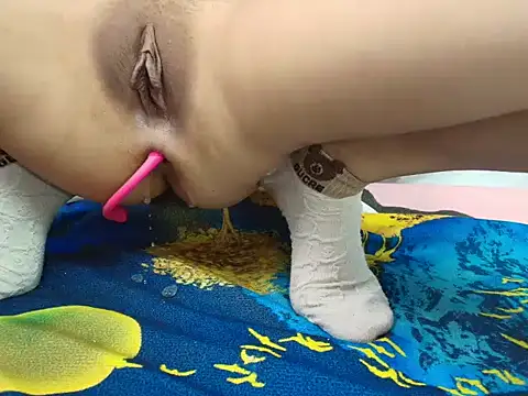 Lina-168 online show from December 19, 2025, 2:26 am