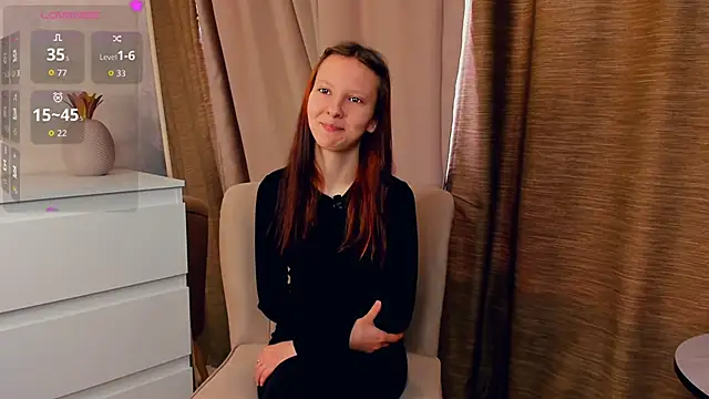 AntoninaMollica online show from November 20, 2025, 7:09 am