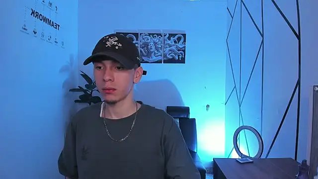 James Adams 01 online show from November 25, 2025, 3:23 pm