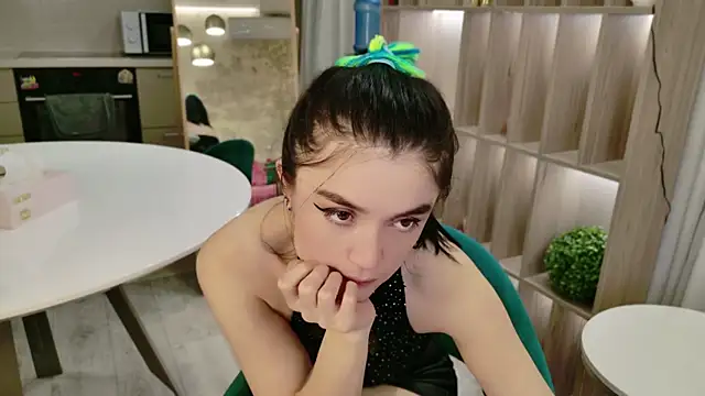 Snapshot of SexyEileen- chatting on January 7, 2026, 11:48 am SexyEileen- online show from January 7, 2026, 11:48 am