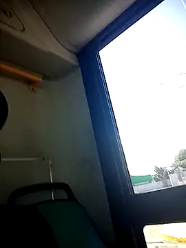 Snapshot of juunioreest chatting on November 26, 2025, 3:23 pm juunioreest online show from November 26, 2025, 3:23 pm