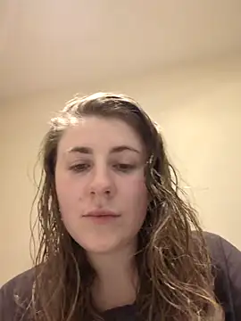 hotwetvix online show from December 22, 2025, 1:44 pm