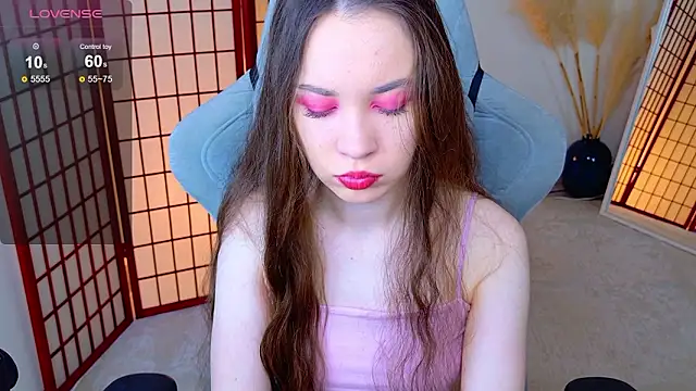 SilentLily online show from February 5, 2026, 8:48 pm