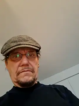 Snapshot of Dantekp chatting on November 20, 2025, 4:24 am Dantekp online show from November 20, 2025, 4:24 am