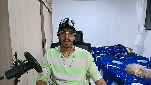 naitt  online show from November 22, 2025, 7:51 am