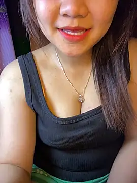 Sunset-yll online show from April 4, 2026, 9:43 pm