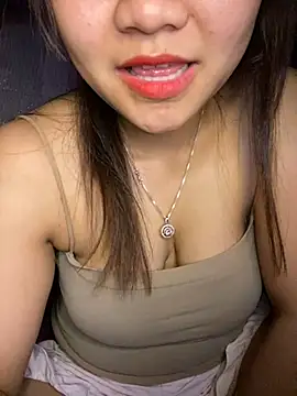 Sunset-yll online show from April 10, 2026, 11:01 pm