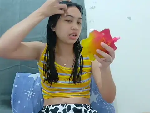 Ursexyasianskinny online show from December 22, 2025, 5:18 am