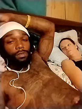 Faevaca38  online show from November 18, 2025, 6:50 am