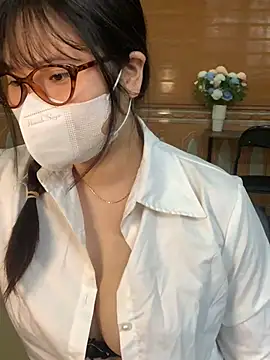 hide from colleagues online show from April 30, 2026, 4:30 am