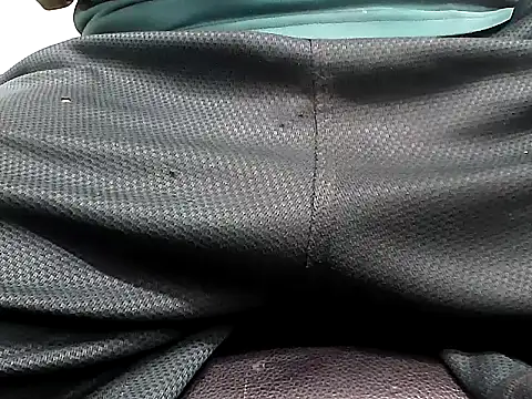 Snapshot of localboybbsr chatting on April 10, 2026, 4:25 pm localboybbsr online show from April 10, 2026, 4:25 pm