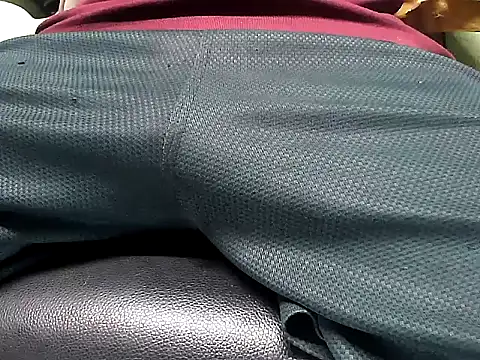 Snapshot of localboybbsr chatting on April 6, 2026, 1:23 pm localboybbsr online show from April 6, 2026, 1:23 pm