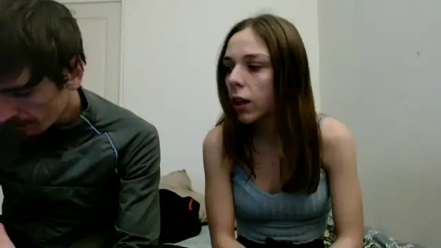 DuoDesir1 online show from March 4, 2026, 4:26 pm