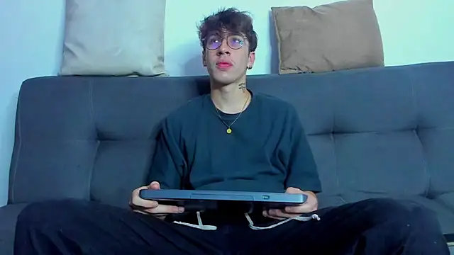 Dio  morningstar online show from December 20, 2025, 12:30 pm