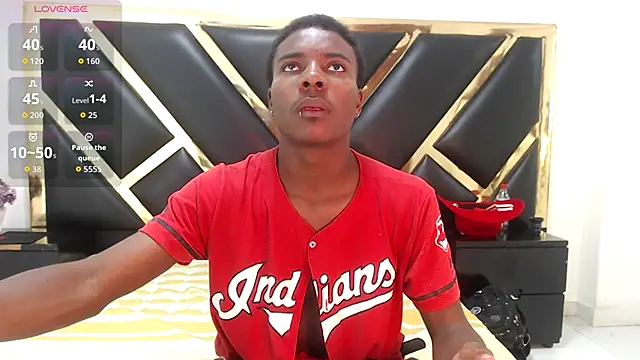 NoahJhonson69 online show from January 6, 2026, 7:29 pm