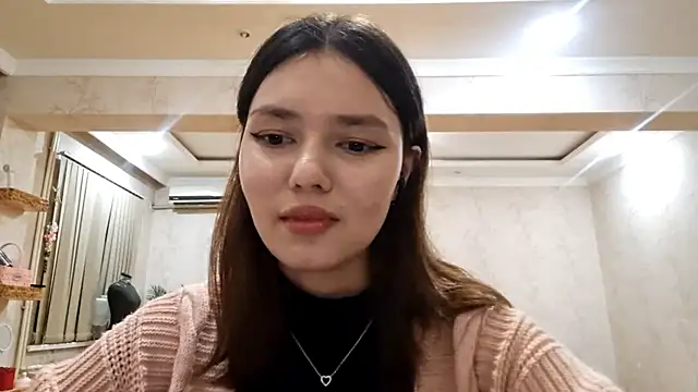 CorinneKindregans online show from November 23, 2025, 3:33 pm