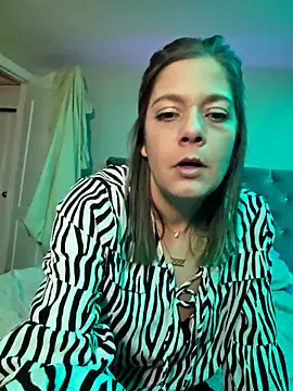 Snapshot of Drowning667 chatting on February 20, 2026, 8:33 pm Drowning667 online show from February 20, 2026, 8:33 pm