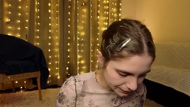 RozanneJordan online show from March 16, 2026, 5:16 pm