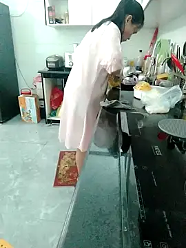 Snapshot of alibaba3x chatting on April 15, 2026, 4:07 am alibaba3x online show from April 15, 2026, 4:07 am