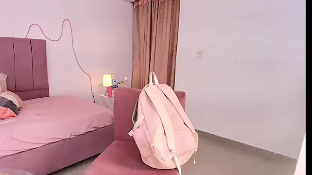 Luna lexy04 online show from April 2, 2026, 2:41 am