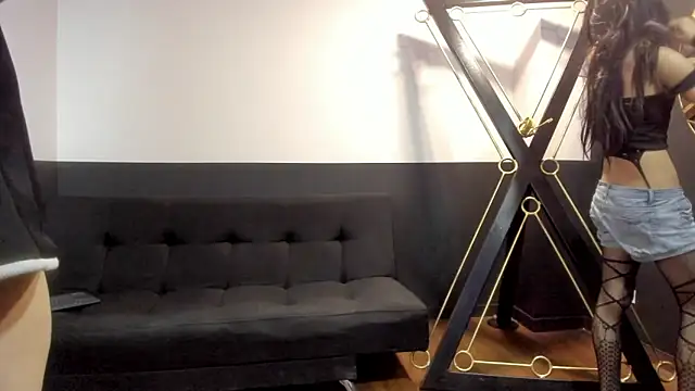 ErisyErian online show from March 3, 2026, 2:46 pm