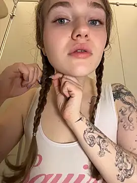 RussianWoman online show from June 14, 2026, 2:19 am