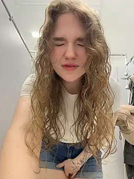 RussianWoman online show from June 16, 2026, 2:22 am