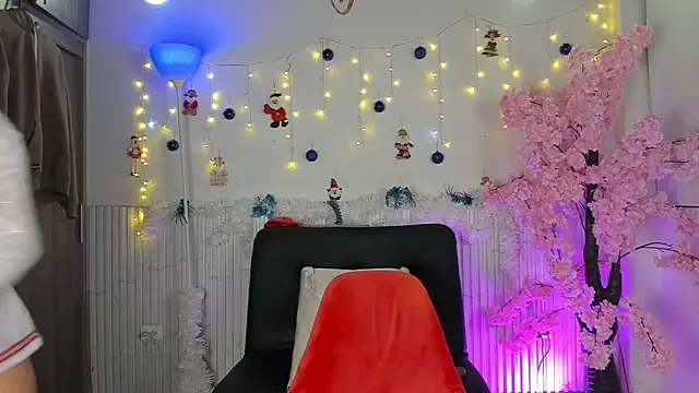 Nicole diaz7 online show from December 21, 2025, 11:34 am