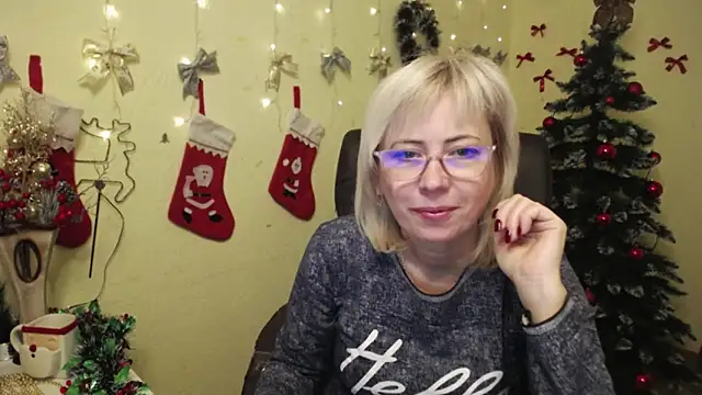 LaurenWishy online show from December 16, 2025, 6:06 am