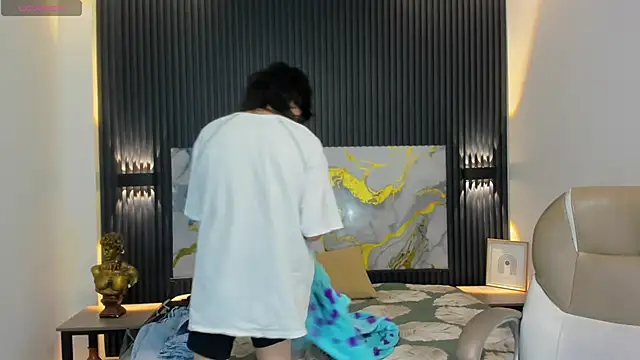 Snapshot of Sylasfrost chatting on November 20, 2025, 7:03 pm Sylasfrost online show from November 20, 2025, 7:03 pm