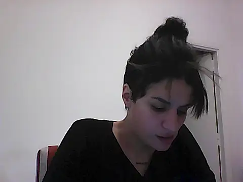 Zoemhot online show from November 20, 2025, 6:52 pm