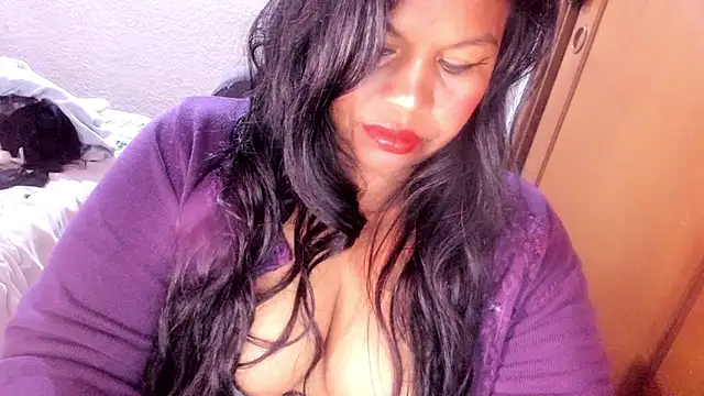 Snapshot of ebonycamelia chatting on May 16, 2026, 11:04 pm ebonycamelia online show from May 16, 2026, 11:04 pm