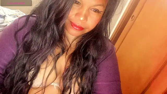 Snapshot of ebonycamelia chatting on July 7, 2026, 9:51 pm ebonycamelia online show from July 7, 2026, 9:51 pm