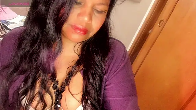 Snapshot of ebonycamelia chatting on July 15, 2026, 11:23 pm ebonycamelia online show from July 15, 2026, 11:23 pm