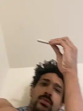 Snapshot of Santxy chatting on November 19, 2025, 9:09 am Santxy online show from November 19, 2025, 9:09 am