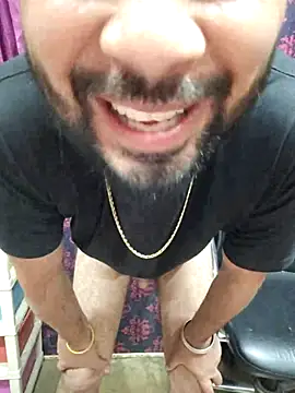 Cute Lucky online show from December 4, 2025, 10:36 am