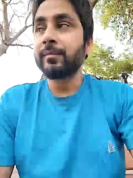 Cute Lucky online show from April 4, 2026, 12:12 pm