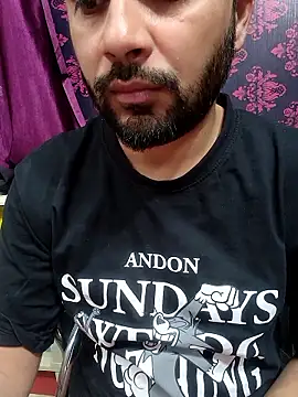 Cute Lucky online show from January 17, 2026, 11:47 am