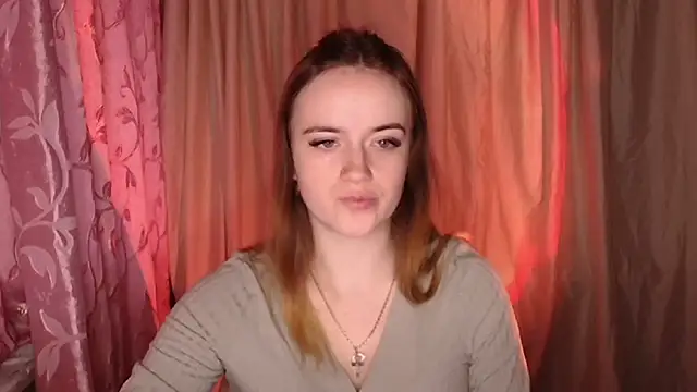 Illa May online show from December 16, 2025, 7:12 am