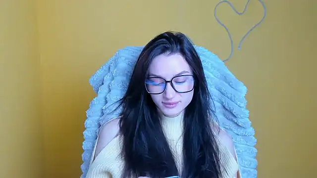 Stella XO online show from December 5, 2025, 6:34 am