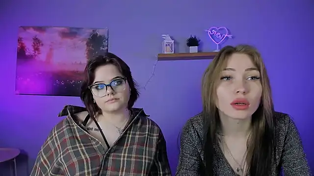 ariel shadow online show from December 15, 2025, 8:03 pm