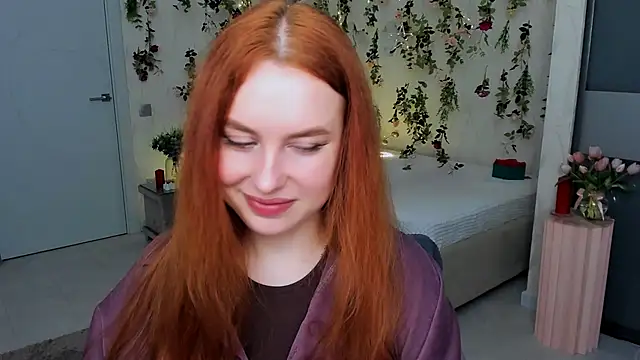 Snapshot of AirySilhouette chatting on April 4, 2026, 7:31 pm AirySilhouette online show from April 4, 2026, 7:31 pm