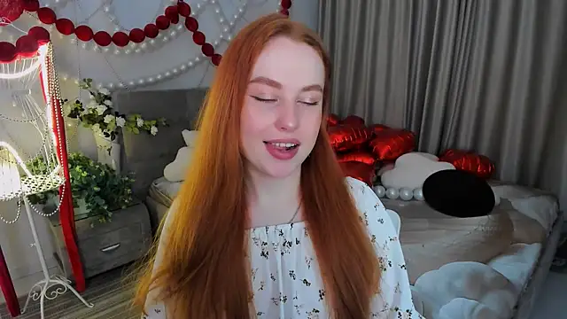 Snapshot of AirySilhouette chatting on February 22, 2026, 4:08 pm AirySilhouette online show from February 22, 2026, 4:08 pm