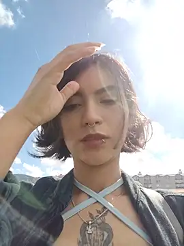 Zoe addiction online show from November 22, 2025, 2:16 pm