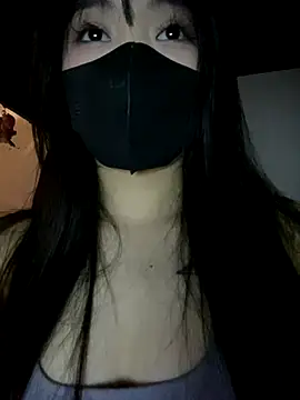 Snapshot of Anamis18 chatting on December 3, 2025, 7:46 pm Anamis18 online show from December 3, 2025, 7:46 pm