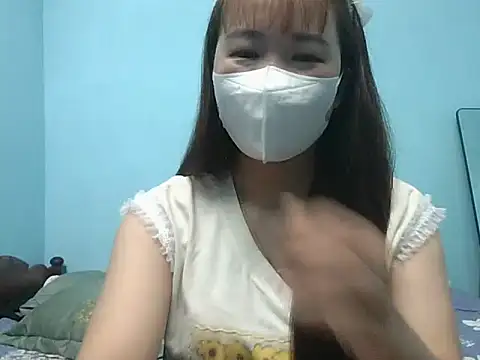 LinhChi09 online show from June 11, 2026, 12:32 am